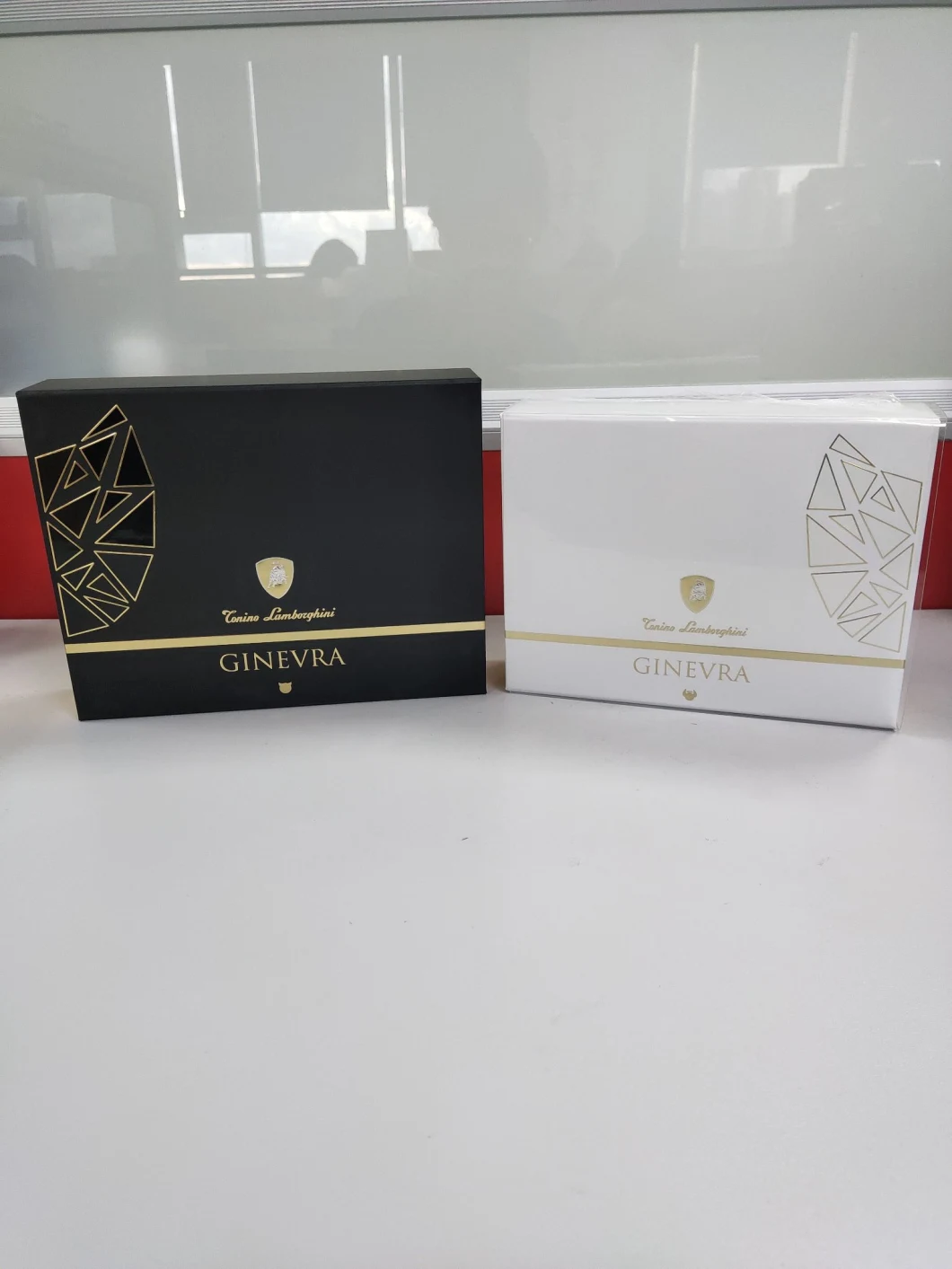 Custom Cardboarde Gift Packaging Perfume Box with Magnet Closing